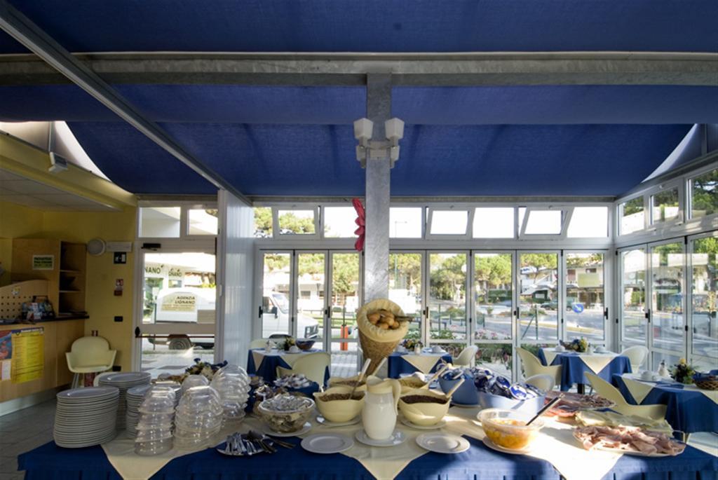 Hotel Minerva Lignano Sabbiadoro Eksteriør billede